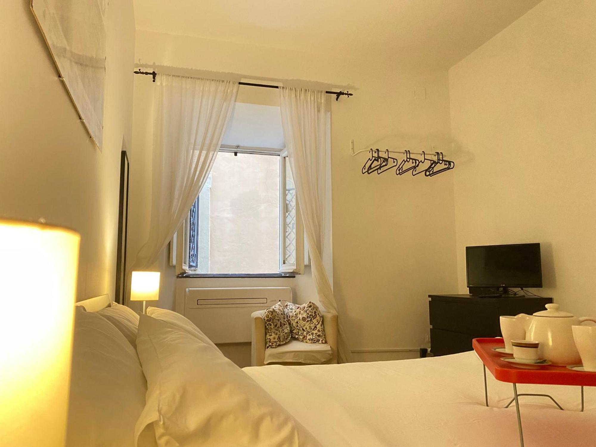 Апартаменти Zaira'S House - Largo Argentina Campo De' Fiori Рим Екстер'єр фото